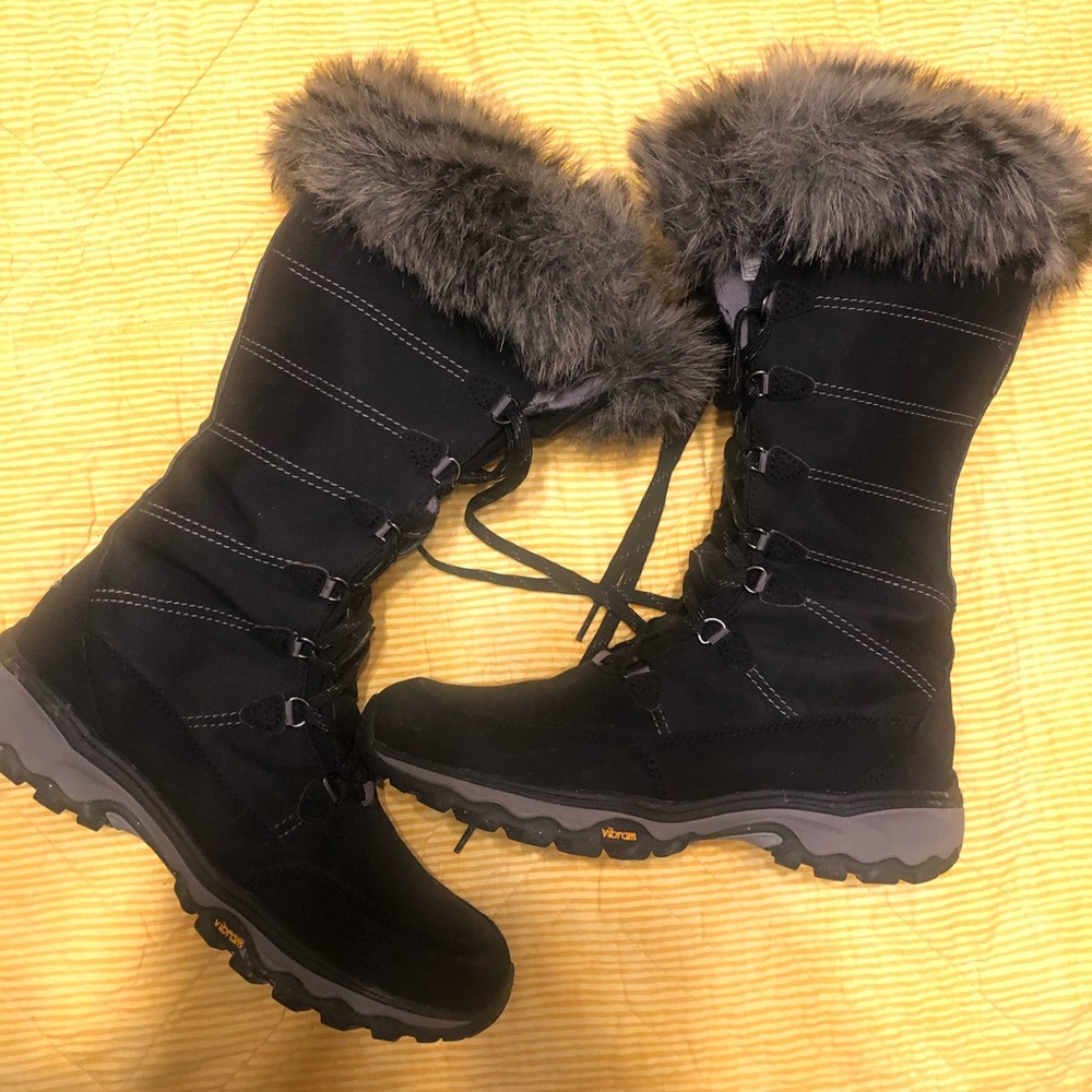 Eddie Bauer winter boots